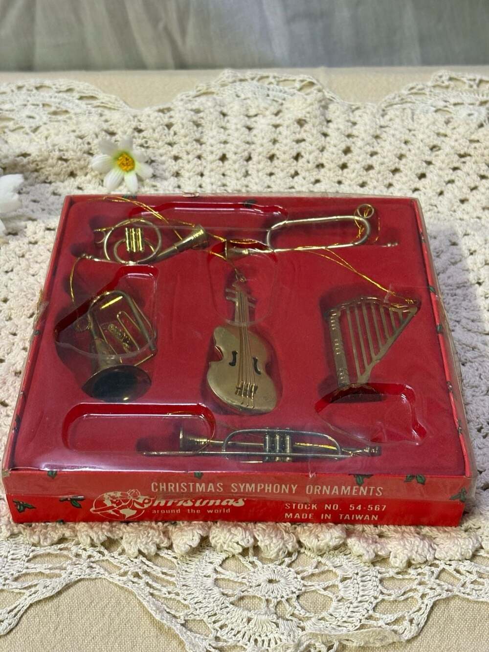 Vintage Christmas Around The World Symphony Musical Instrument Ornaments